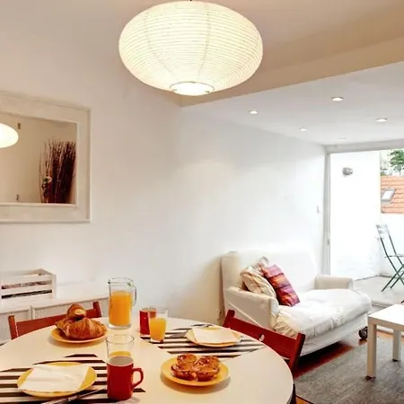 Balcony In Center * Lizbona