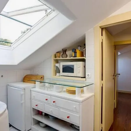 Apartment Balcony In Center *