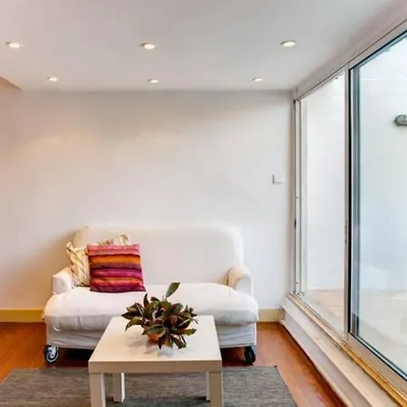 Apartment Balcony In Center Lisbon